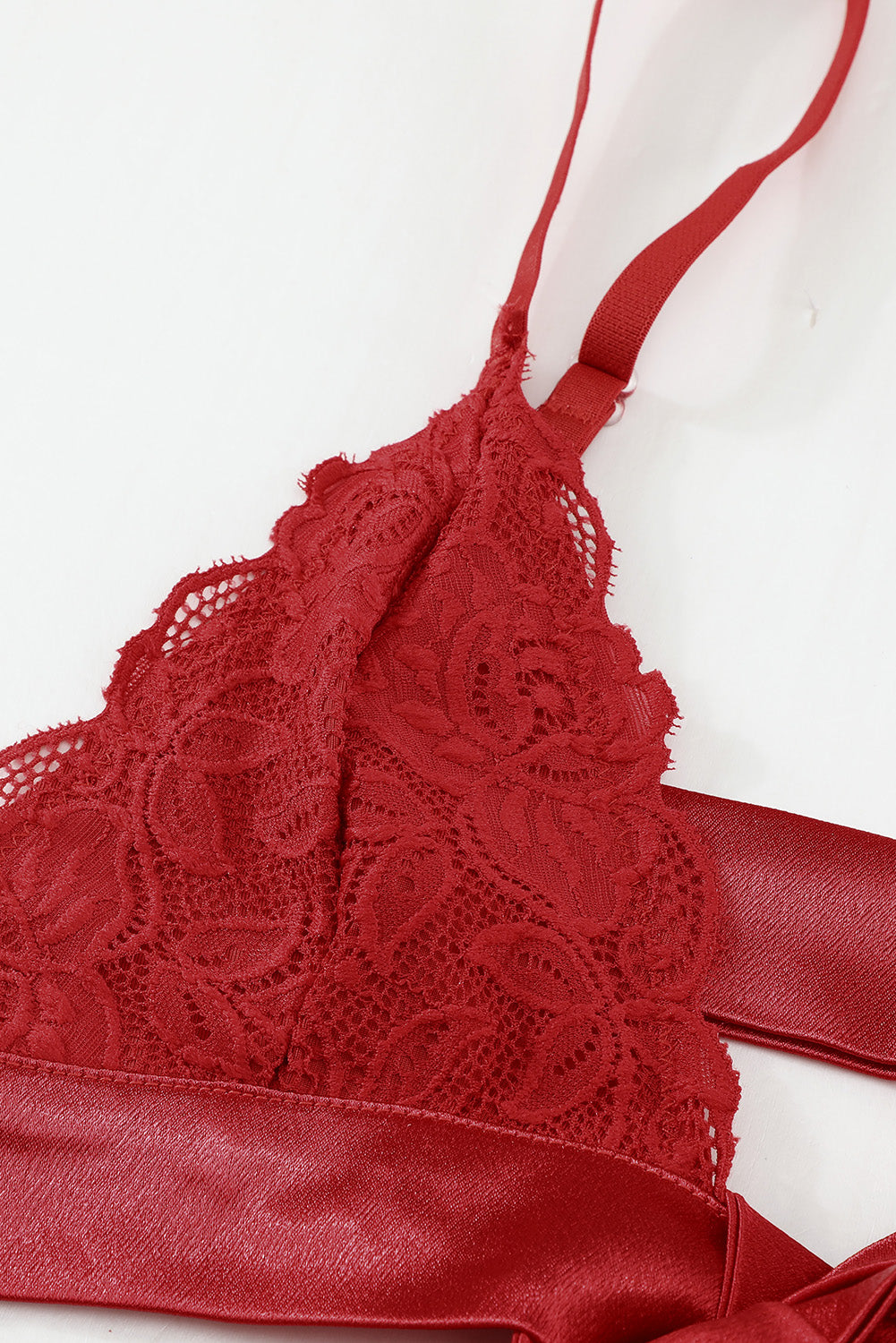 Romantic Love – Rotes Spitzen-Bralette-Dessous-Set