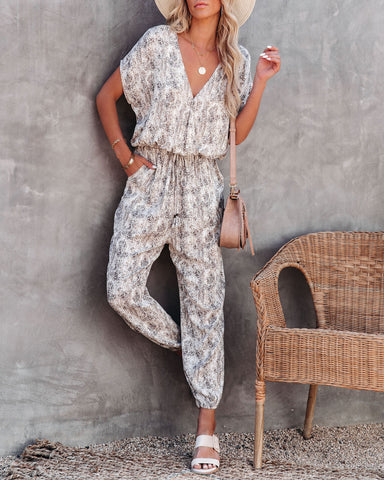 Spread Love – Schimmernder Jumpsuit mit Taschen 