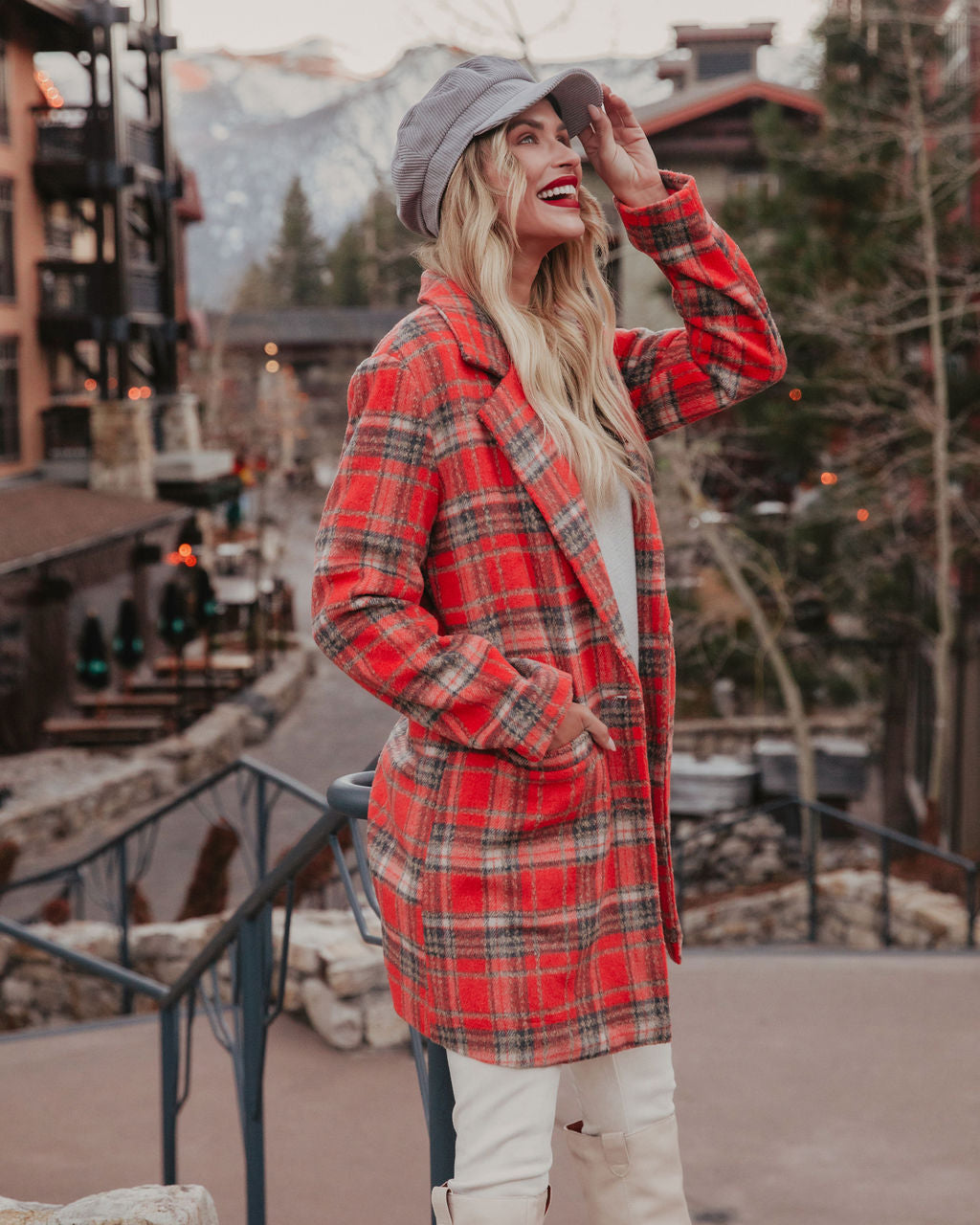 Stan Pocketed Plaid Coat - Coral