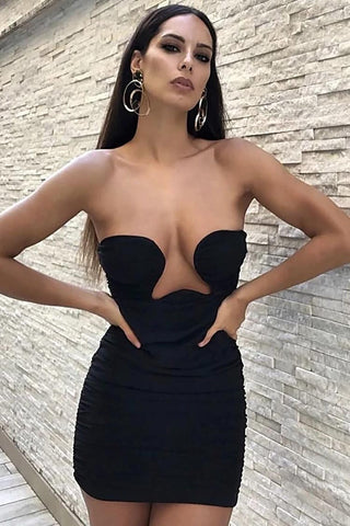 Robe de soirée moulante bustier à décolleté plongeant et armatures - Noir