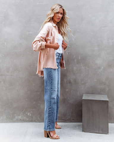 Thinking Out Loud – Jeansjacke aus Baumwolle im Used-Look – Rosé 