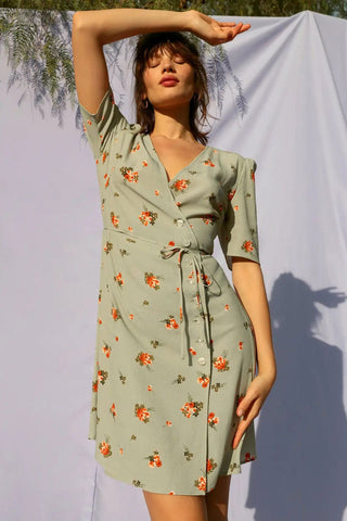 Robe portefeuille courte à manches bouffantes et imprimé floral vintage - Vert sauge