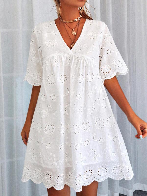 White Lace Hollow V-neck Short-sleeved Dress