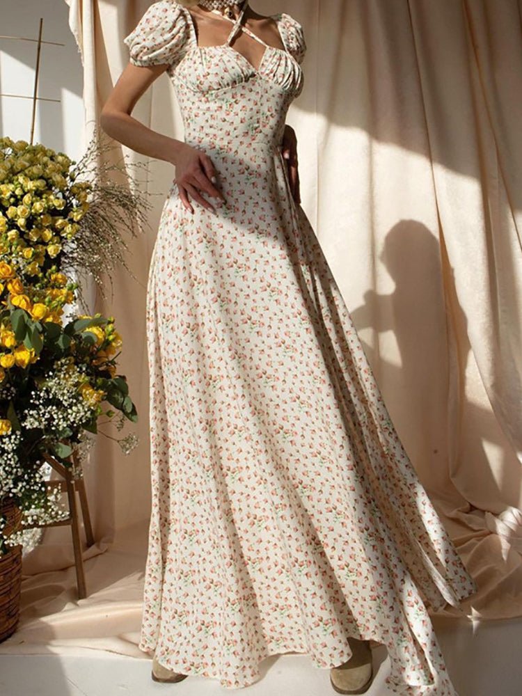 Robe fendue à fleurs et col carré avec liens croisés